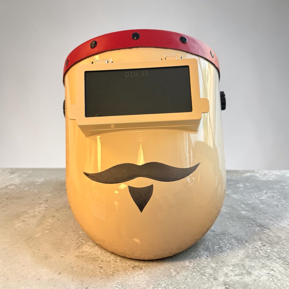 Mustache Engraved Sugarscoop photo 3