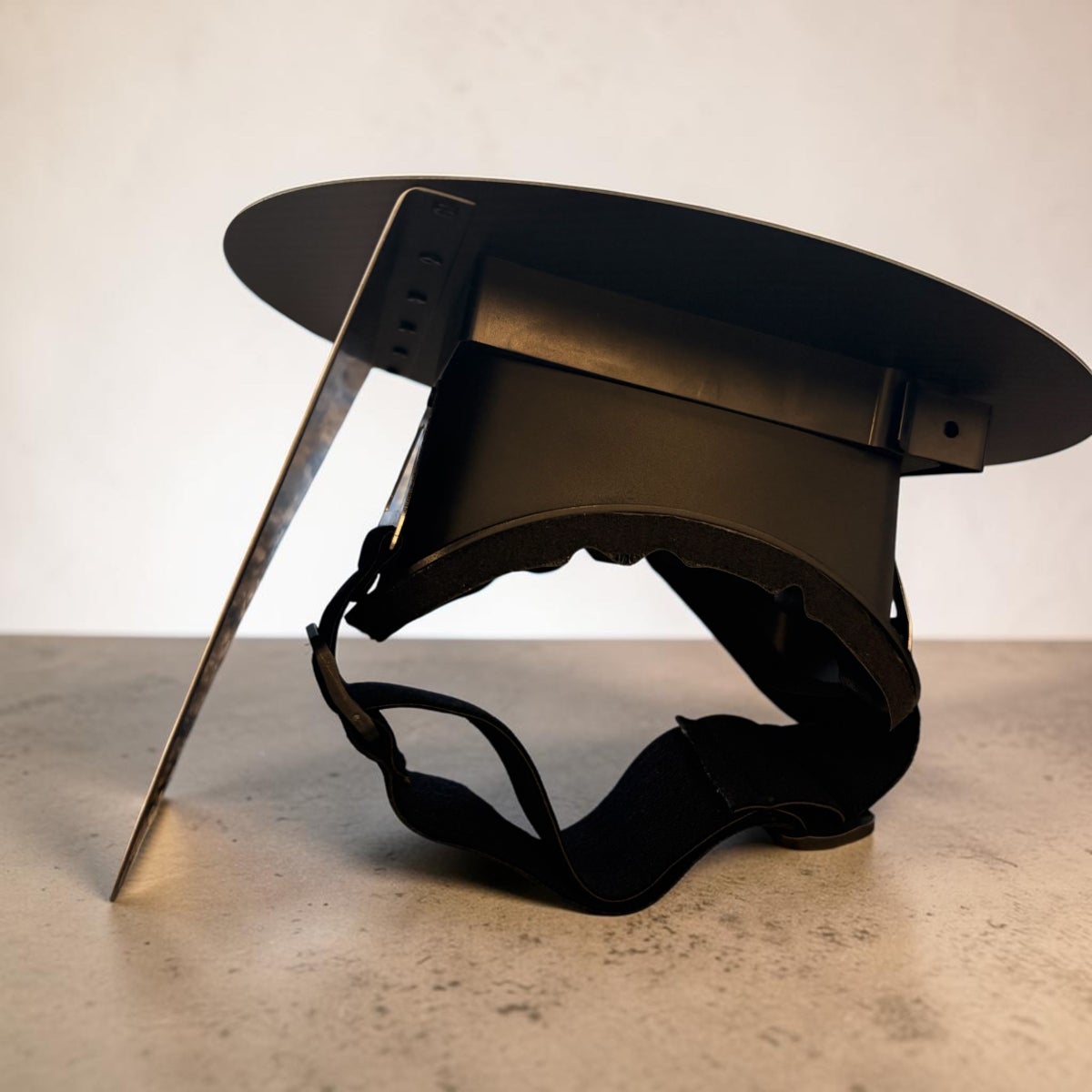 Snakeskin Carbon Fiber Pancake Welding Helmet photo 5